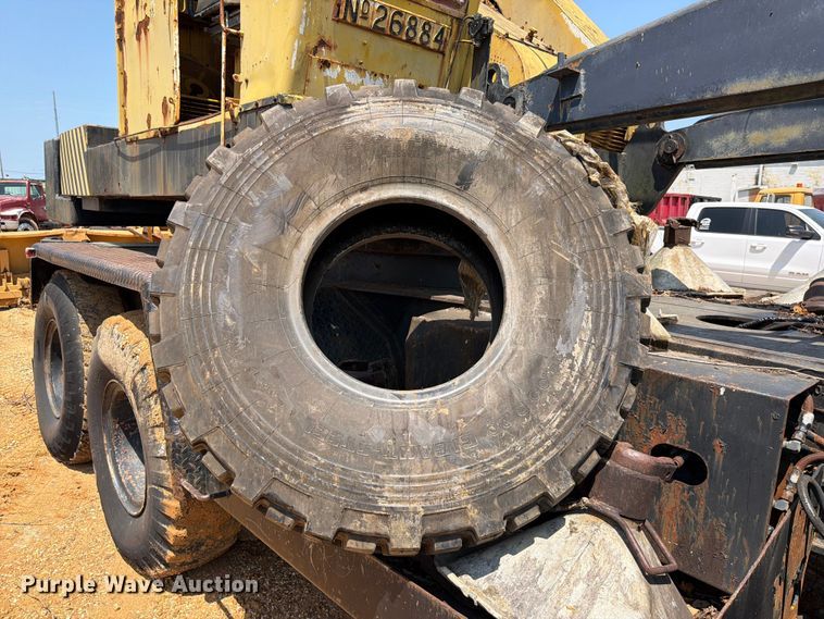 image for item ER3192 1965 PHAA 435TC 35TON crane