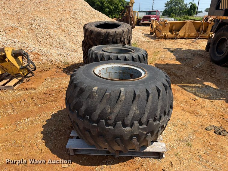 image for item ER3193 (5) tires and wheels