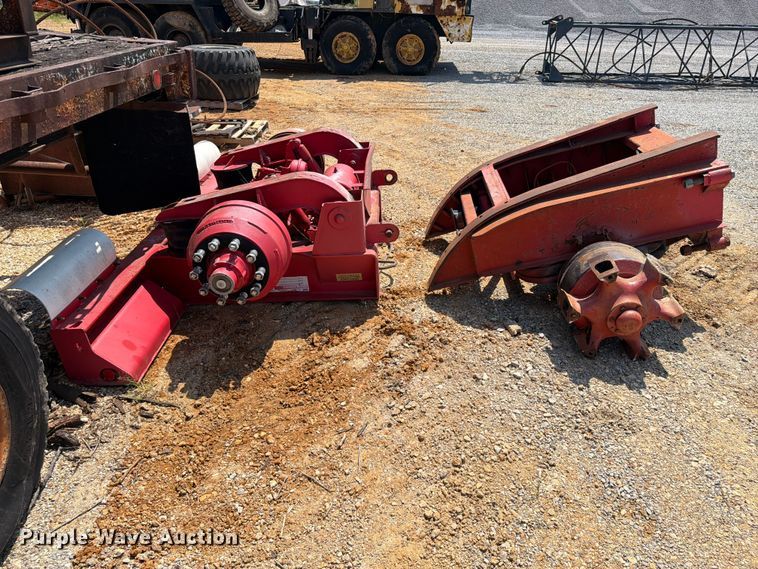 image for item ER3194 (2) IMT F22HTIME lowboy rear flip axles