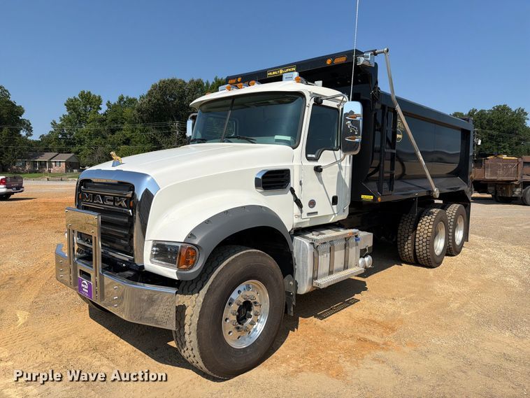2026 Mack Granite dump truck