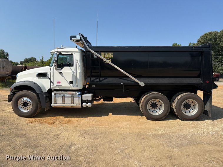 image for item ER3196 2026 Mack Granite dump truck