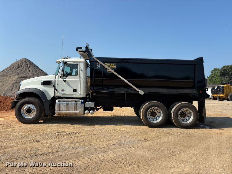 image for item ER3198 2026 Mack Granite dump truck
