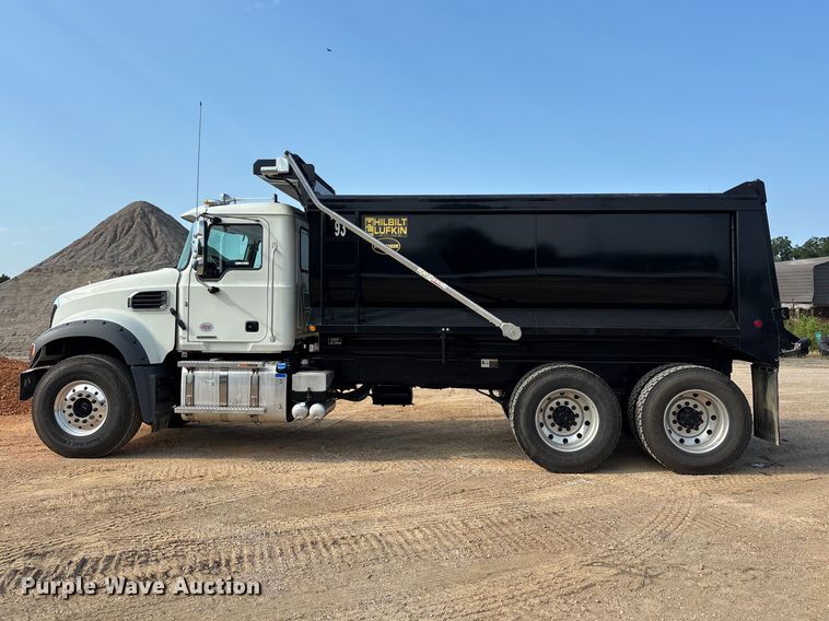 image for item ER3199 2026 Mack Granite dump truck