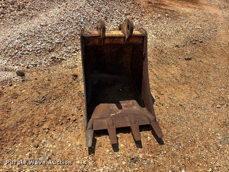 image for item ER3201 (3) excavator buckets