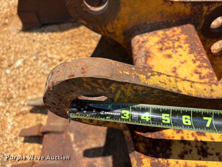 image for item ER3201 (3) excavator buckets