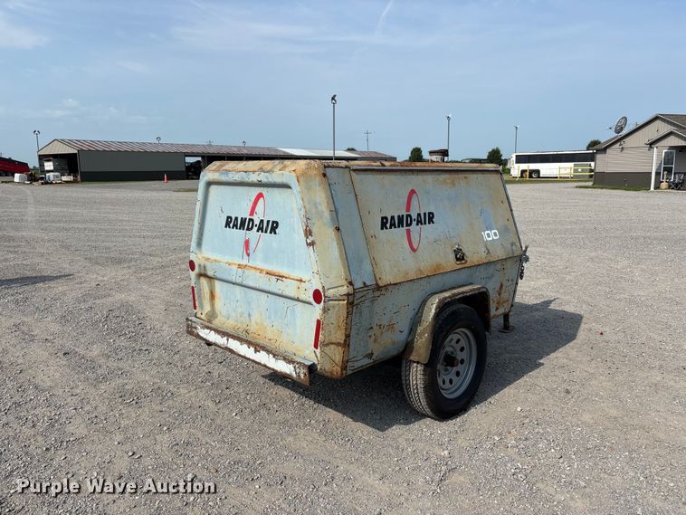 image for item ER3203 Ingersoll Rand Spirit-Flo 100 air compressor