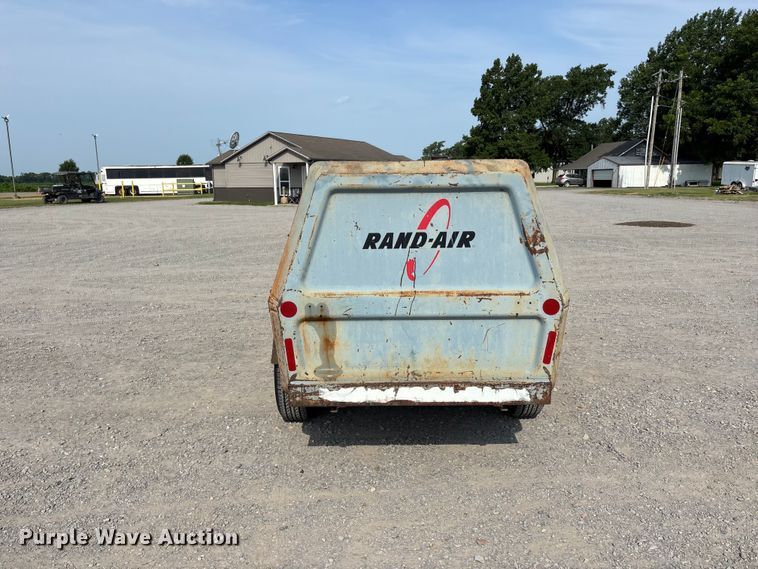 image for item ER3203 Ingersoll Rand Spirit-Flo 100 air compressor
