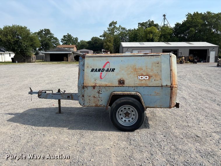 image for item ER3203 Ingersoll Rand Spirit-Flo 100 air compressor