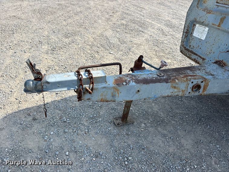 image for item ER3203 Ingersoll Rand Spirit-Flo 100 air compressor