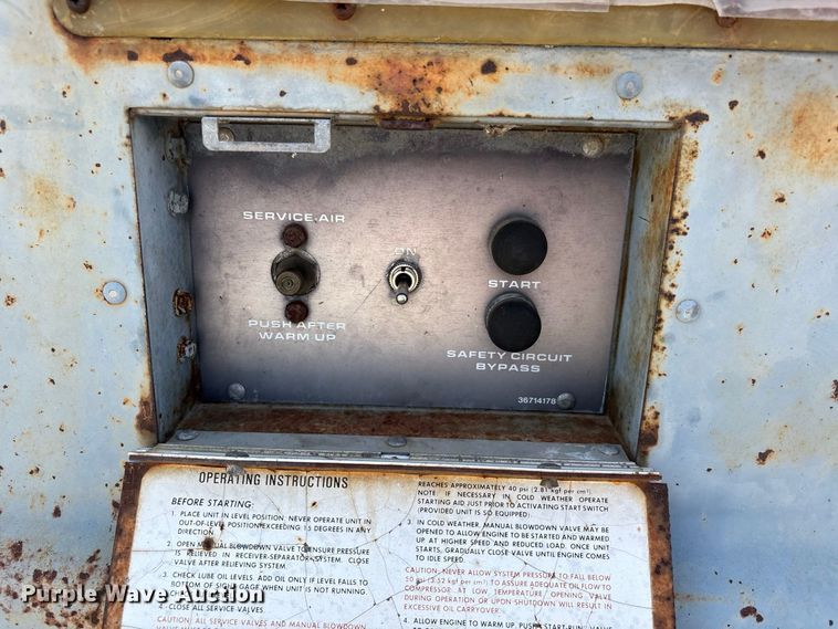 image for item ER3203 Ingersoll Rand Spirit-Flo 100 air compressor