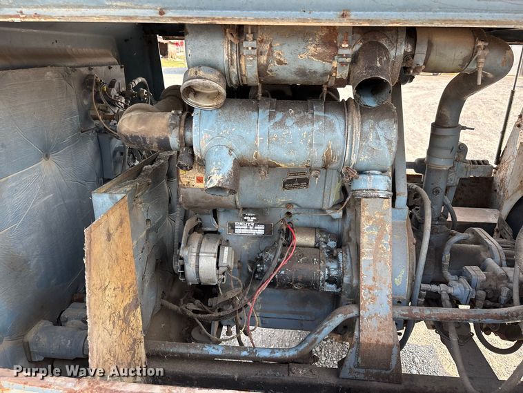 image for item ER3203 Ingersoll Rand Spirit-Flo 100 air compressor