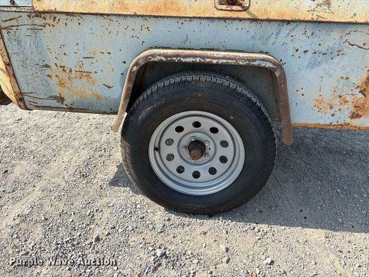 image for item ER3203 Ingersoll Rand Spirit-Flo 100 air compressor