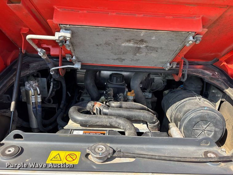 image for item ER3207 2024 Kubota SVL97-2 tracked skid steer loader
