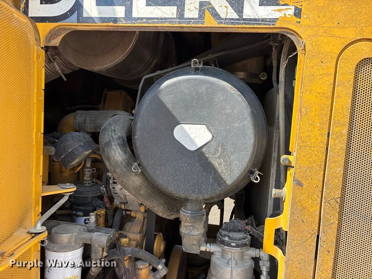 image for item ER3209 2014 John Deere 755K track loader