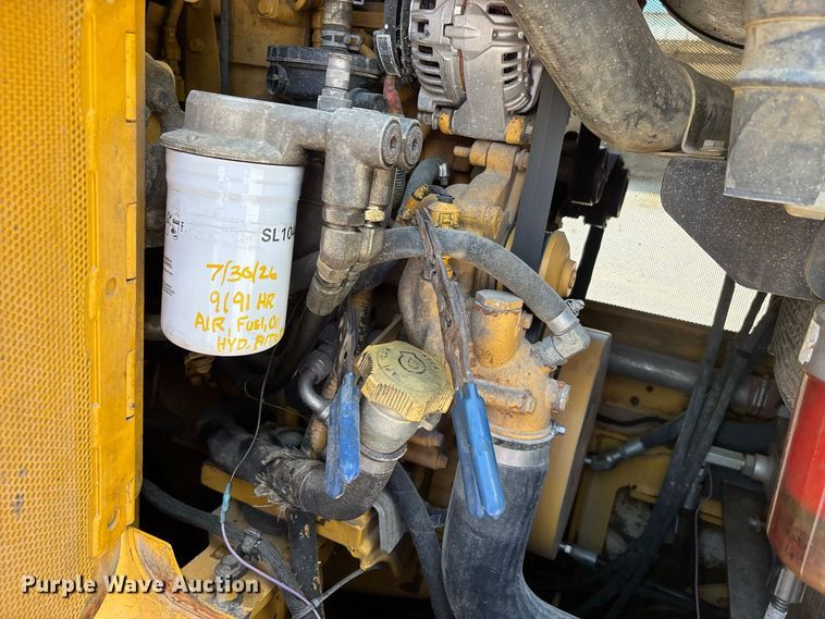 image for item ER3209 2014 John Deere 755K track loader