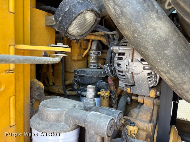 image for item ER3209 2014 John Deere 755K track loader