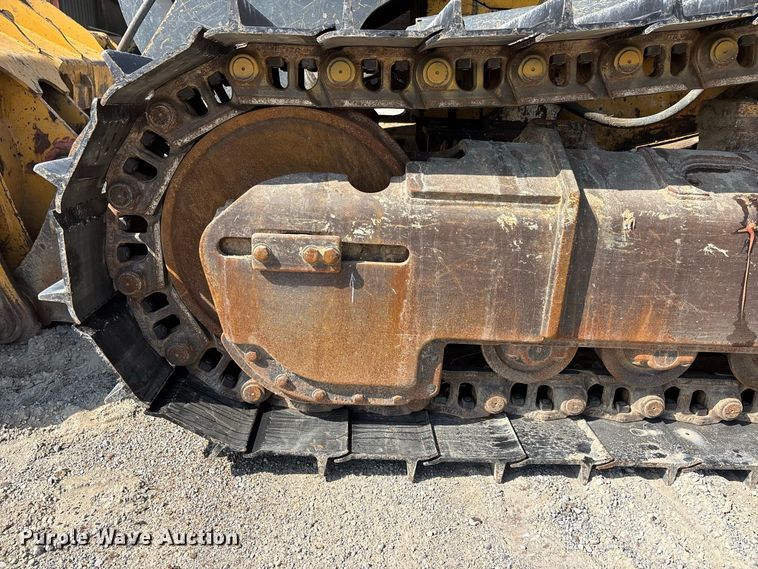image for item ER3209 2014 John Deere 755K track loader
