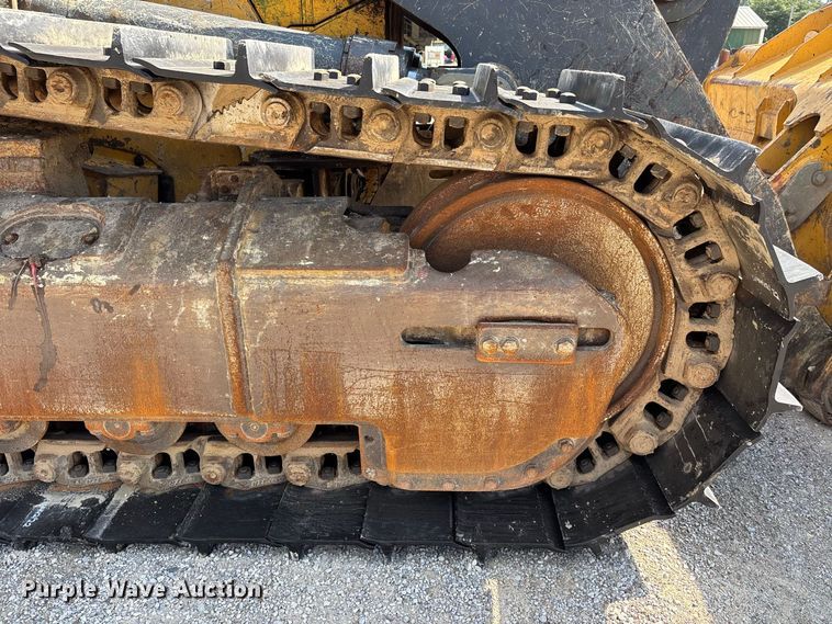 image for item ER3209 2014 John Deere 755K track loader