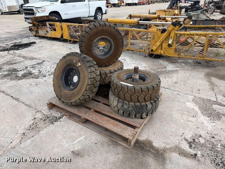 (6) tires and wheels