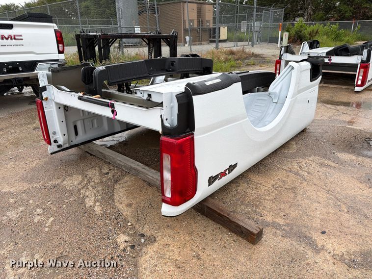 Pickup truck bed