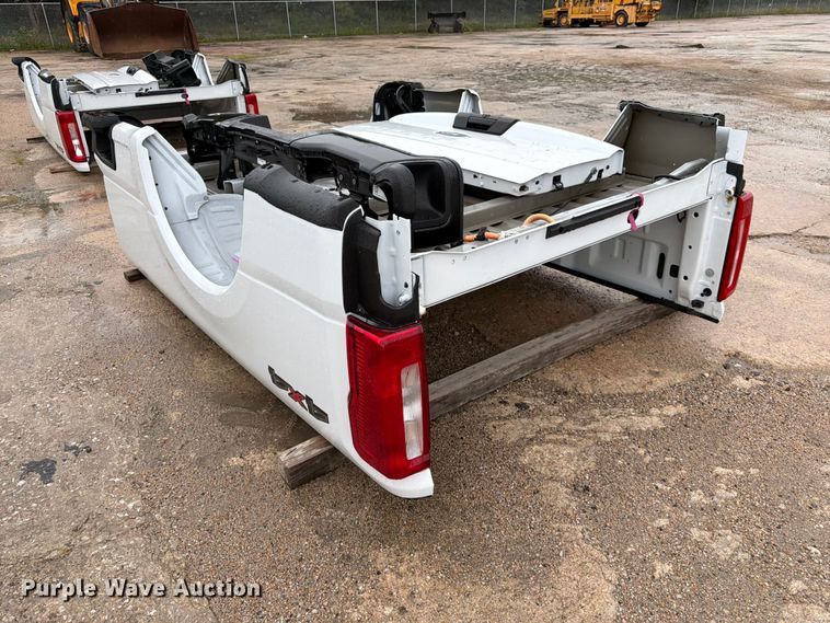 image for item ES6526 Pickup truck bed