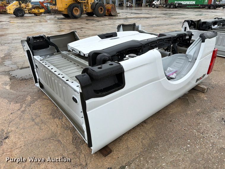 image for item ES6526 Pickup truck bed