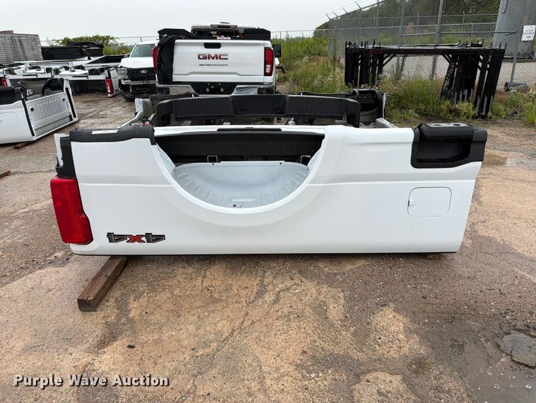 image for item ES6526 Pickup truck bed