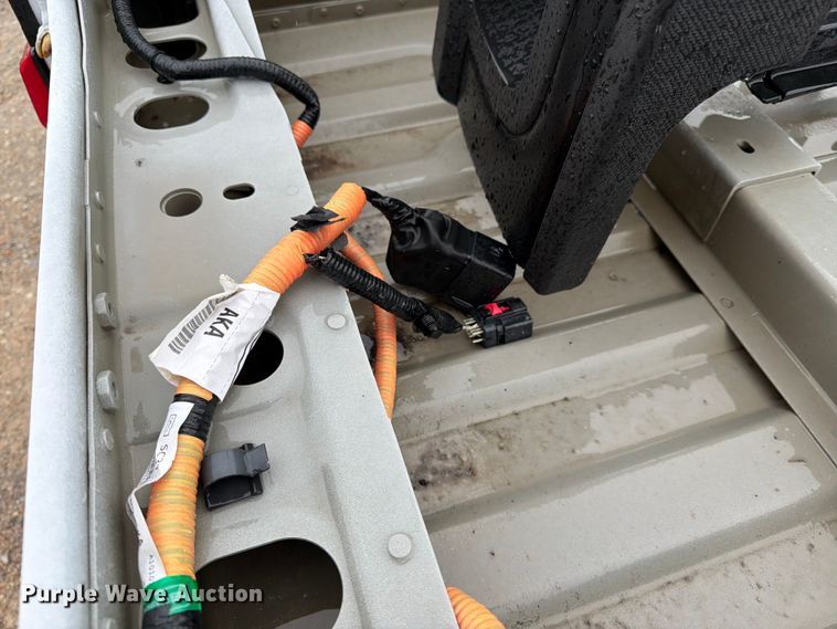 image for item ES6526 Pickup truck bed