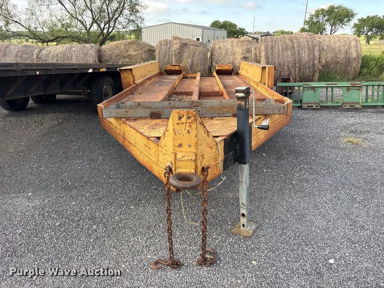 image for item ET0117 1983 Belshe T-2 equipment trailer