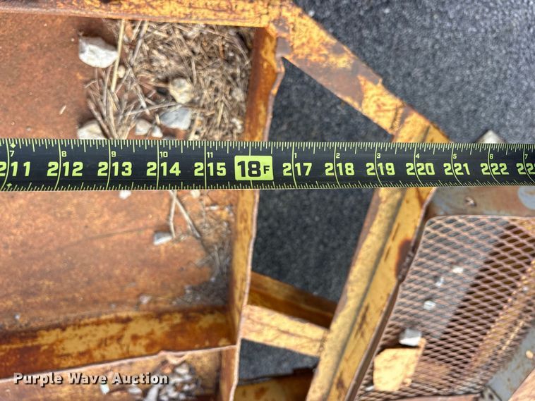 image for item ET0117 1983 Belshe T-2 equipment trailer