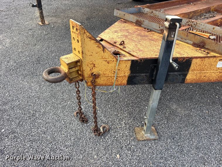 image for item ET0117 1983 Belshe T-2 equipment trailer