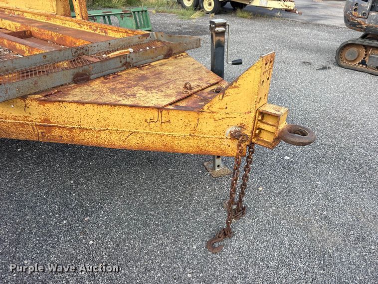 image for item ET0117 1983 Belshe T-2 equipment trailer
