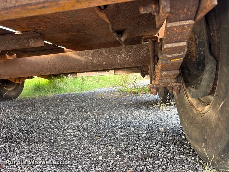 image for item ET0117 1983 Belshe T-2 equipment trailer