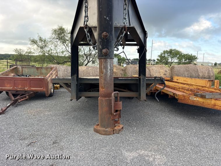 image for item ET0118 1996 Oklahoma Trailer Manufacturing 20'x8' Gooseneck Dovetail flatbed trailer