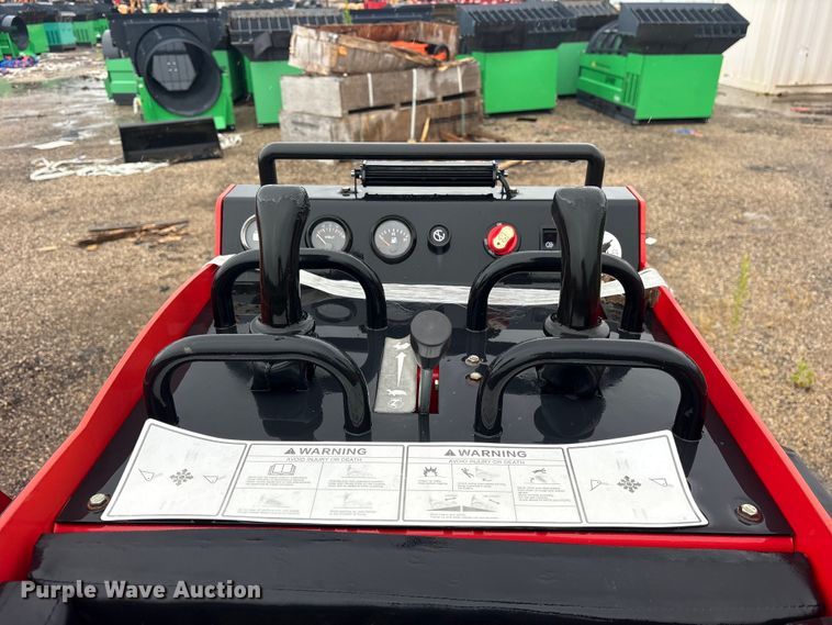 image for item ET0188 Erie SCL850 compact utility loader