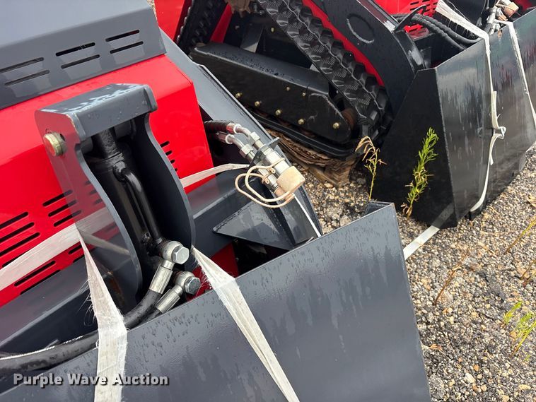 image for item ET0191 2024 Erie SCL850 compact utility loader