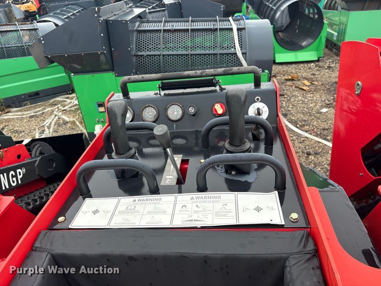 image for item ET0192 2024 Erie SCL850 compact utility loader
