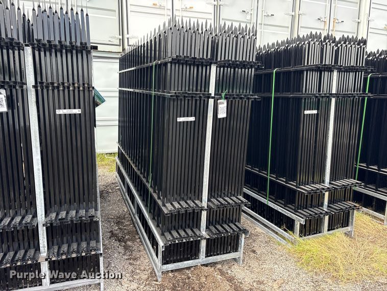 image for item ET0301 (22) Valley Pioneer F10 fence panels