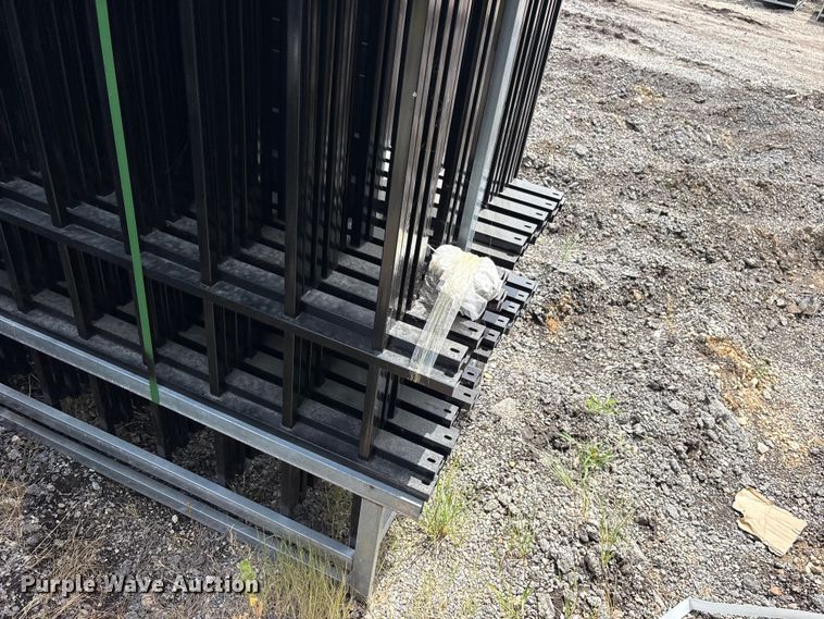 image for item ET0304 (22) Valley Pioneer F10 fence panels