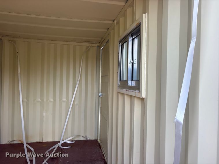 image for item ET0310 Shipping container