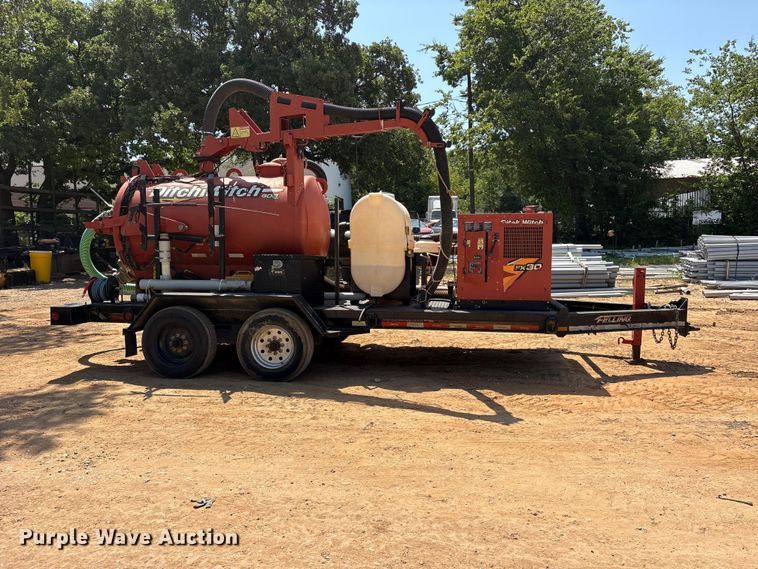 image for item ET0332 2016 Ditch Witch FX30 vacuum excavator
