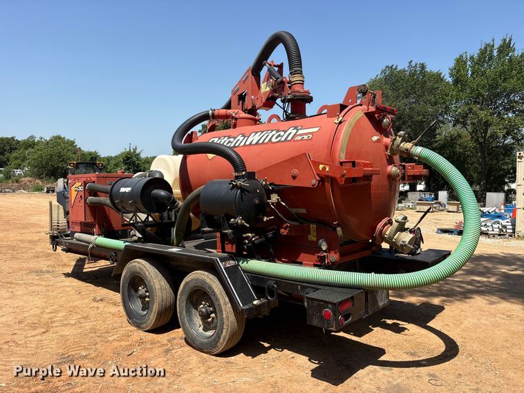 image for item ET0332 2016 Ditch Witch FX30 vacuum excavator