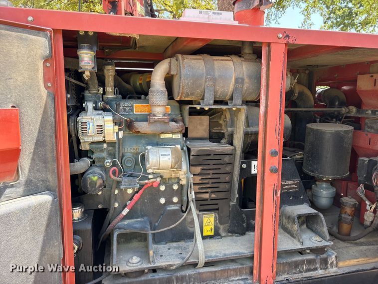 image for item ET0332 2016 Ditch Witch FX30 vacuum excavator
