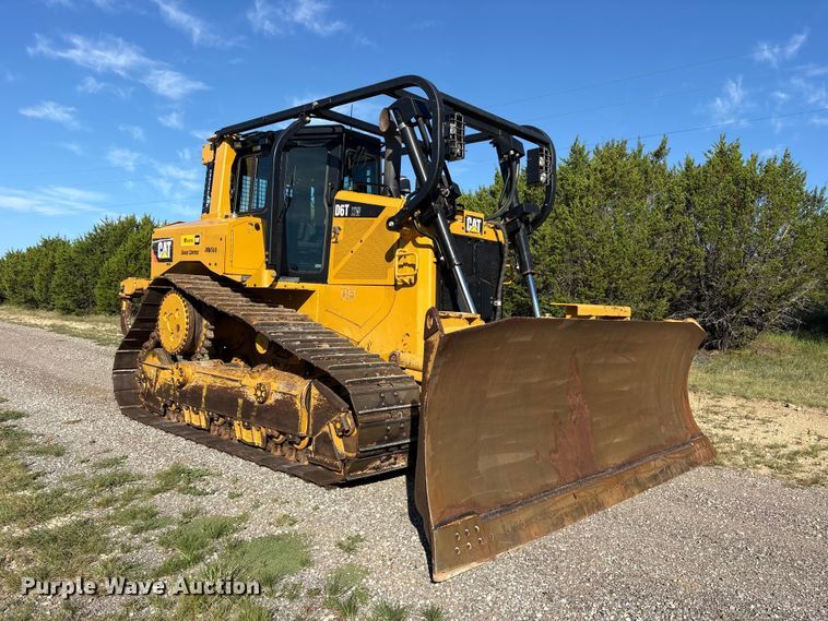 image for item ET0337 2019 Caterpillar D6T XW dozer