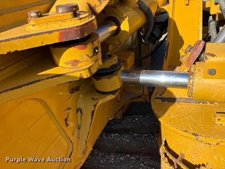 image for item ET0337 2019 Caterpillar D6T XW dozer