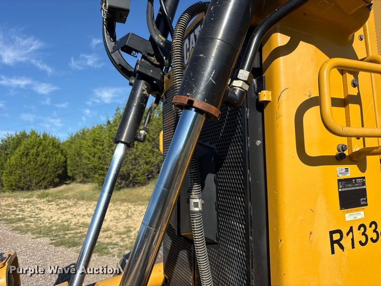image for item ET0337 2019 Caterpillar D6T XW dozer