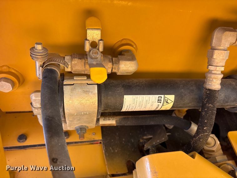 image for item ET0337 2019 Caterpillar D6T XW dozer