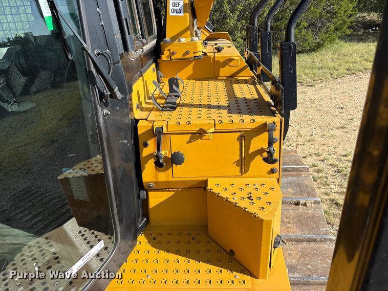 image for item ET0337 2019 Caterpillar D6T XW dozer
