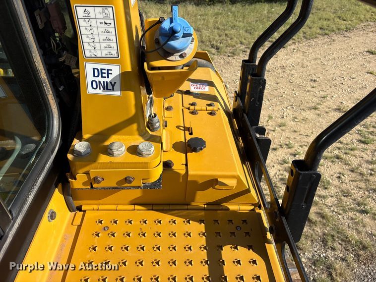 image for item ET0337 2019 Caterpillar D6T XW dozer