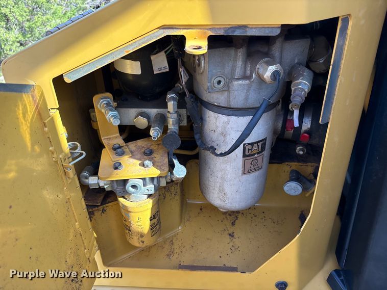 image for item ET0337 2019 Caterpillar D6T XW dozer